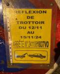 Avis de travaux sur un trottoir