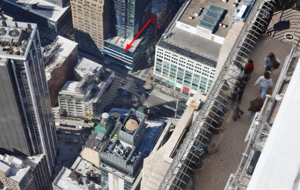 Vue plongeante sur un quartier urbain