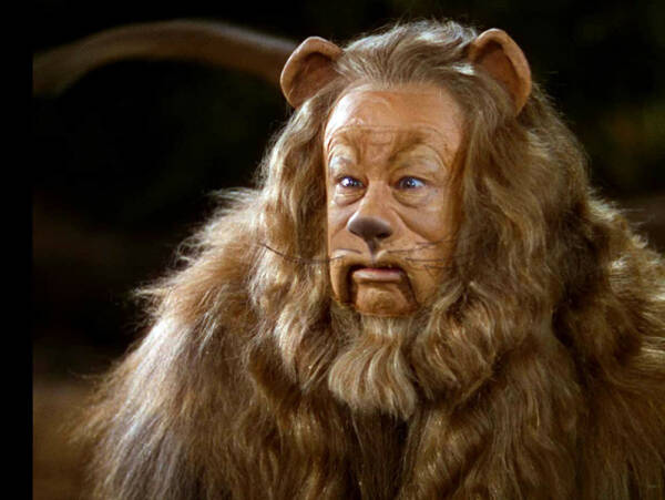 Personnage costumé en lion