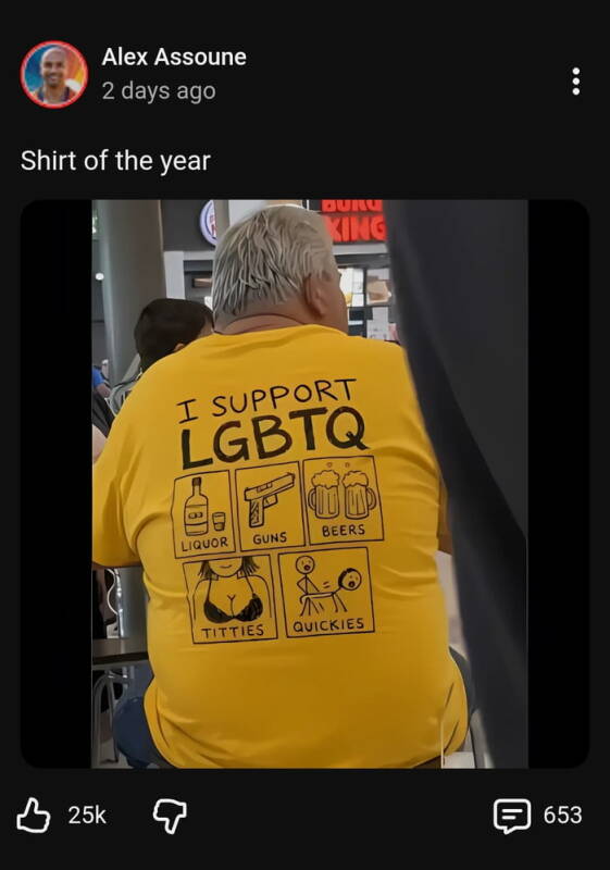 T-shirt jaune à inscriptions humoristiques